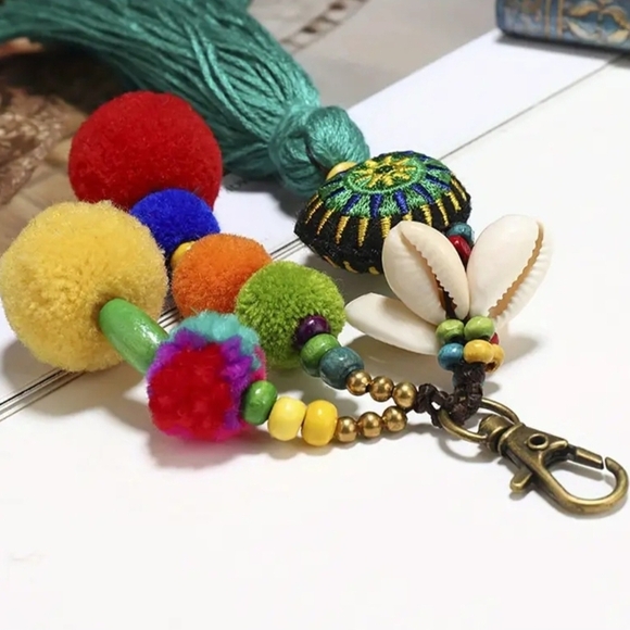 Colorful Pom Pom Keychain with Shells - Picture 8 of 12